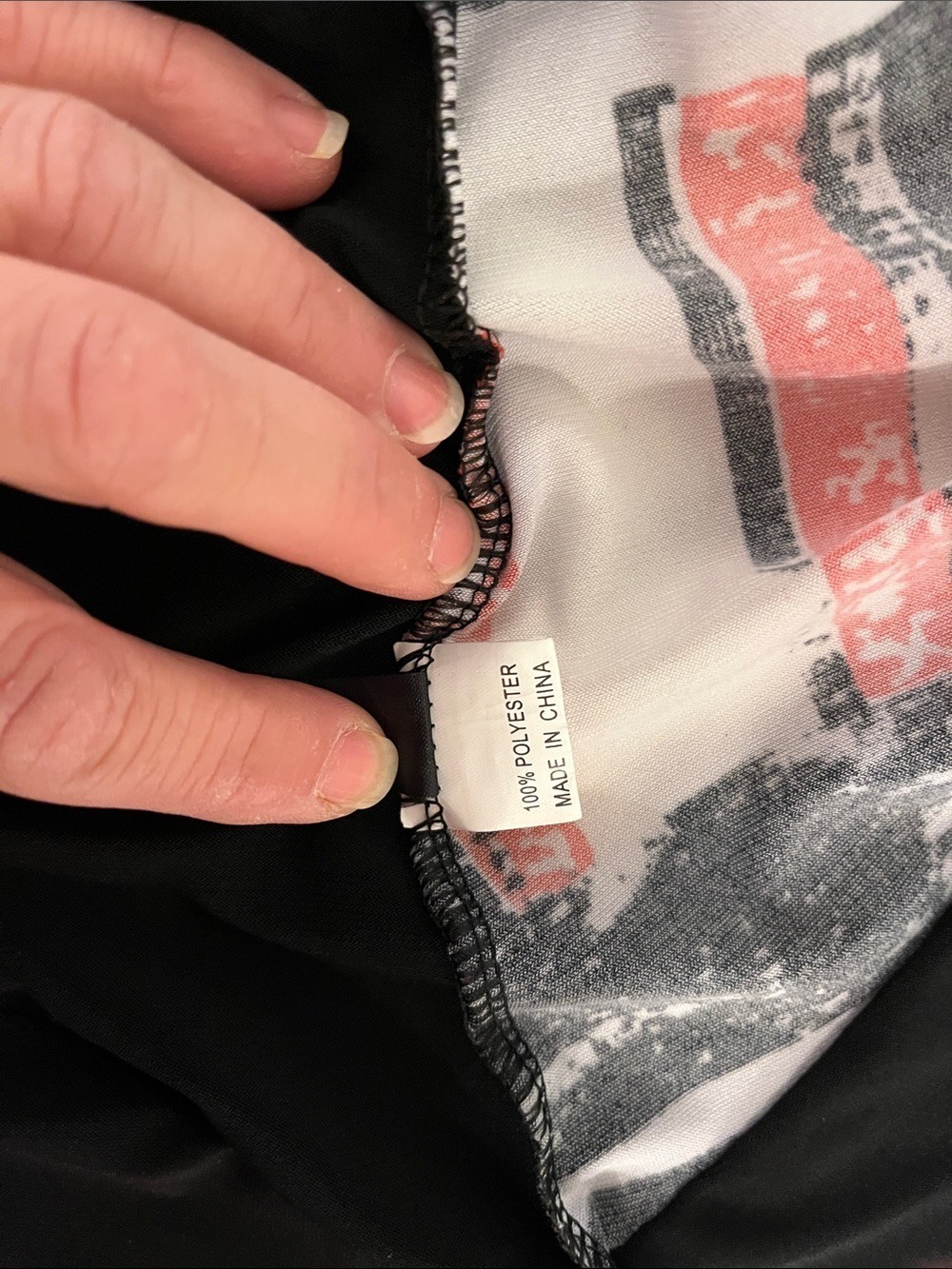 PAPA VANCOUVER Black and Red Patterned Sharkbite Stretch Blouse size XL - Picture 9 of 11